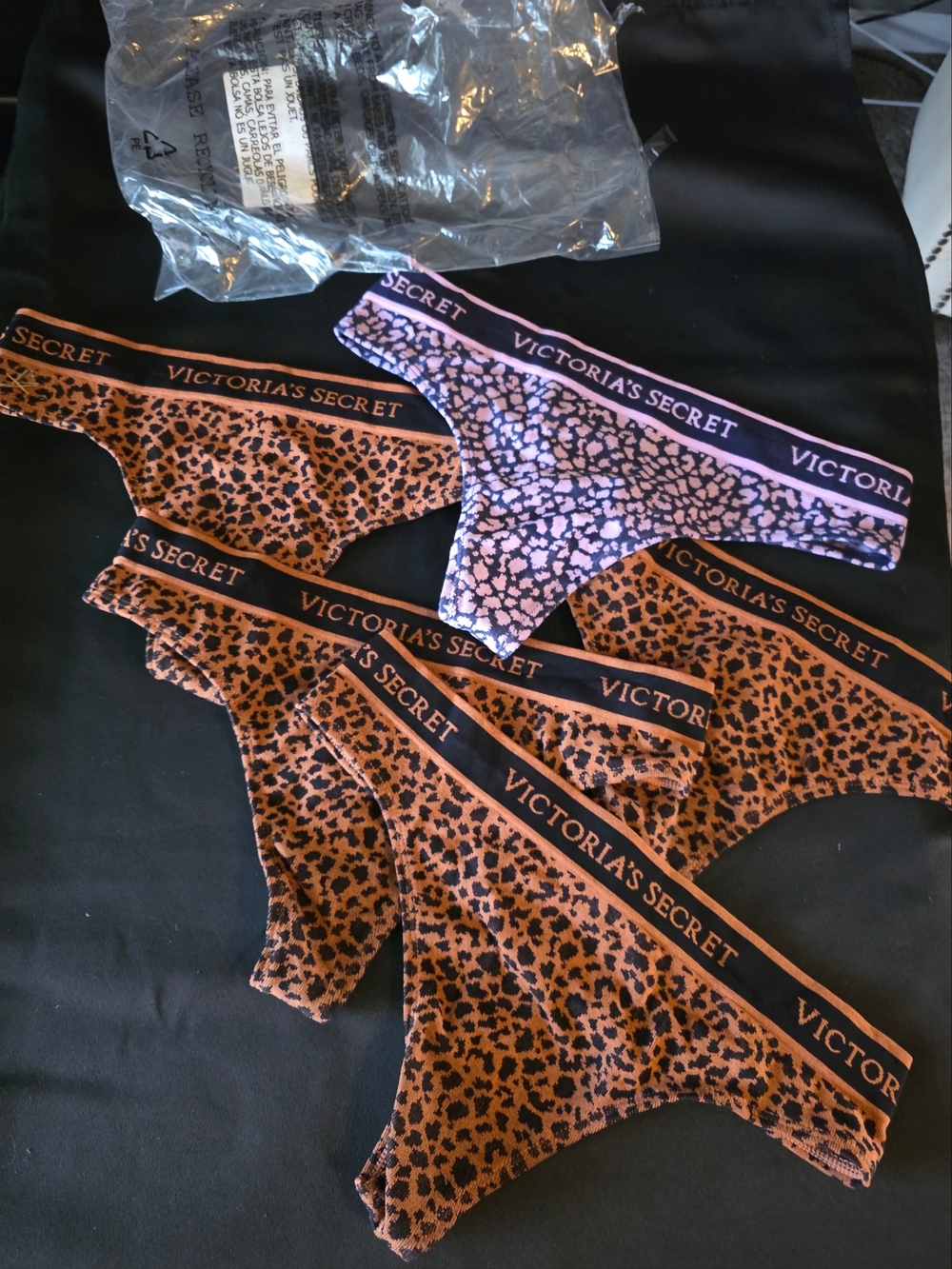 Victoria's Secret Leopard & Pink Logo Thong Pack - Brown Leopard and Pink